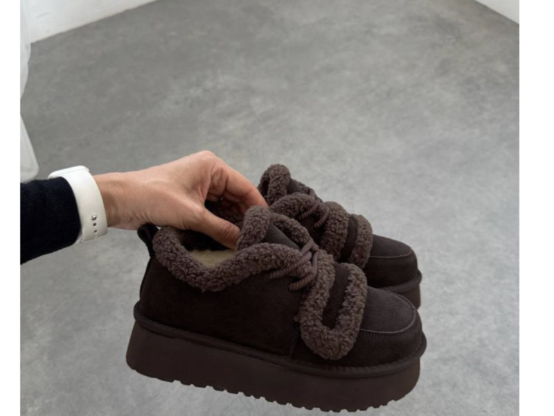 Темные шоколадные замшевые короткие угги со шнуровкой на платформе 39 размер