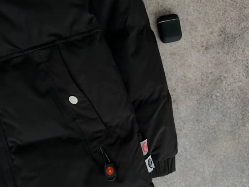 Чоловіча зимова куртка чорна