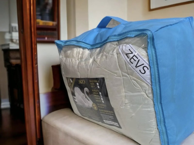 Ковдра від бренду Zevs Vip лебединий пух напівторка 150/210см