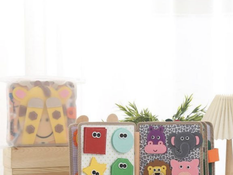 М'яка книжка-бізіборд на липучках C 64654 фетр, вивчення форм, кольорів, тварин, пальчикові ігри Жирафка Fun Game (344573575)