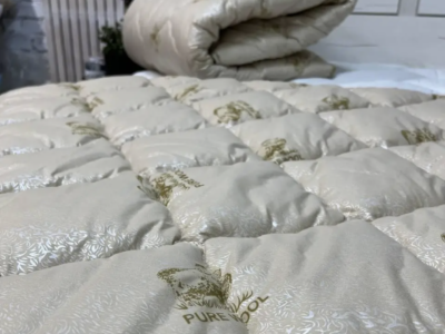 Тепла ковдра овеча вовняна закрита зимова двоспальна 180 на 220