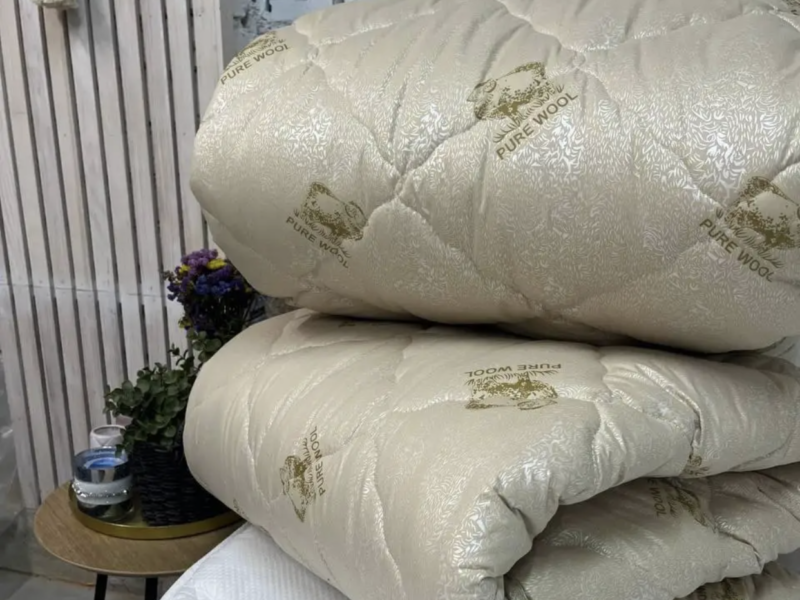 Тепла ковдра овеча вовняна закрита зимова двоспальна 180 на 220