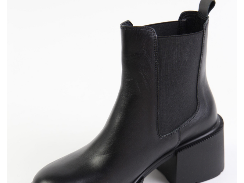 Шкіряні ботильйони Benito (00000010679)