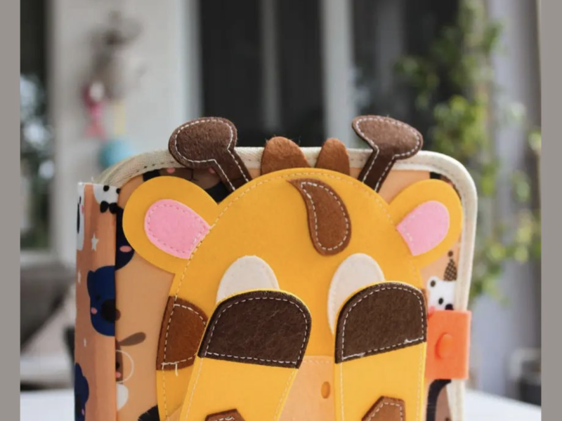 М'яка книжка-бізіборд на липучках C 64654 фетр, вивчення форм, кольорів, тварин, пальчикові ігри Жирафка Fun Game (344573575)