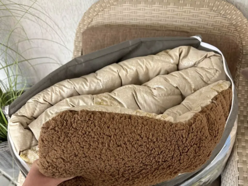 Ковдра з овечим хутром відкрита тепла зимова стьобана "Королева Снів" двоспальна 175/210см м'яка легка пухнаста