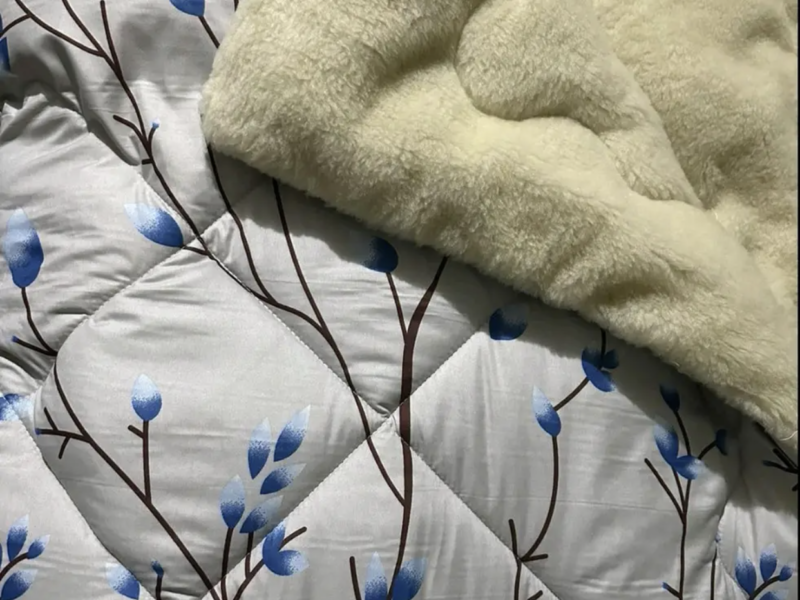 Ковдра зимова вовняна з відкритим хутром 145х210