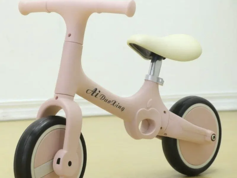 Беговел KML-05 MiniRide Pro Рожевий колір легкий дитячий баланс-велосипед 2+, регульоване сидіння, до 30 кг