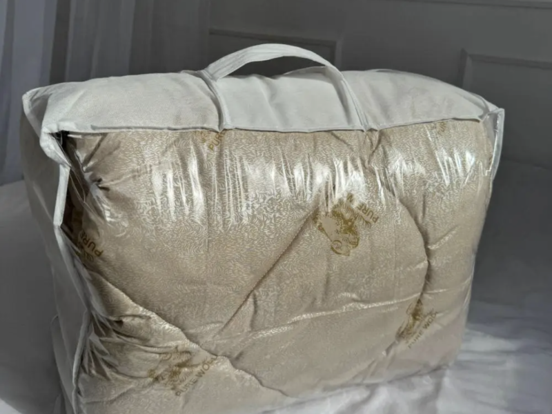 Зимова ковдра з овчини Feller Textile Євро 200х220см бежева