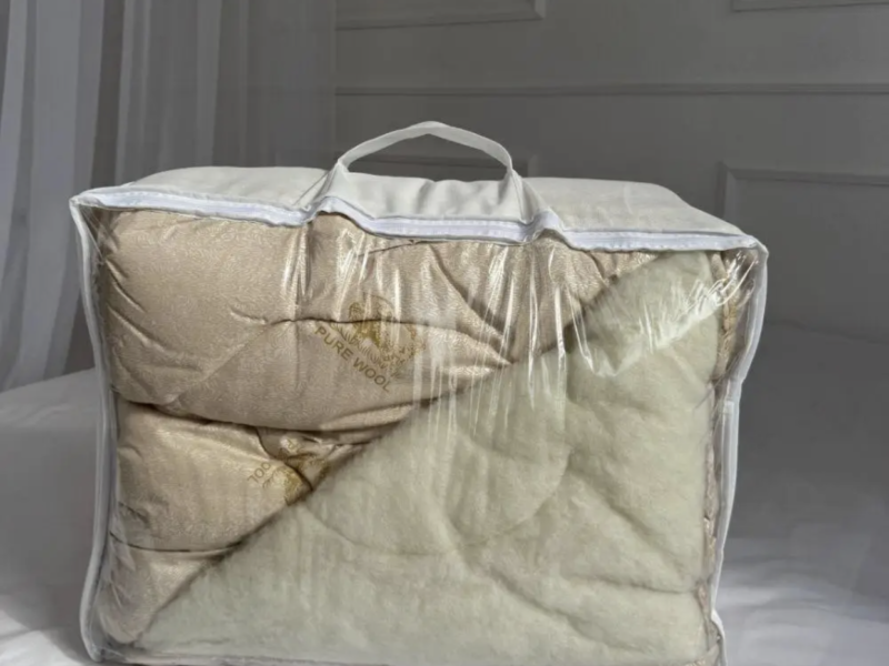 Зимова ковдра з овчини Feller Textile Євро 200х220см бежева