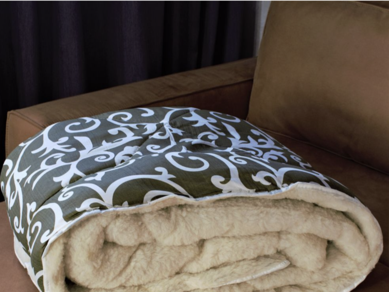 Ковдра з відкритим хутром у полікоттоні 150см*210см