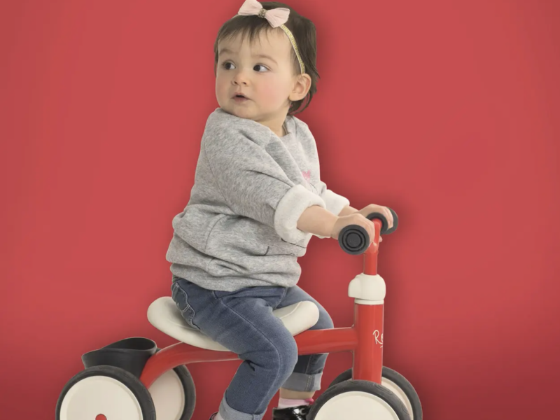 Біговел дитячий Smoby Toys металевий, чотириколісний червоний (