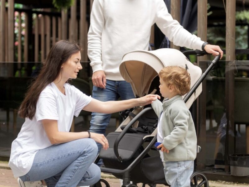 Прогулянкова коляска CARRELLO Bravo M/Lite CRL-5529 Club Beige