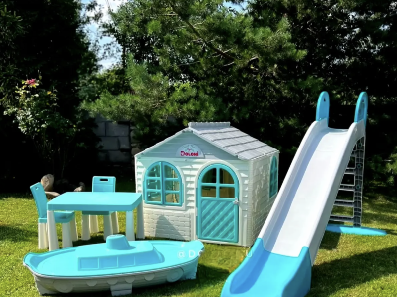 Блакитні Дитячі майданчики та ігрові комплекси Дитячий майданчик у дворі приватного будинку Велика майданчик