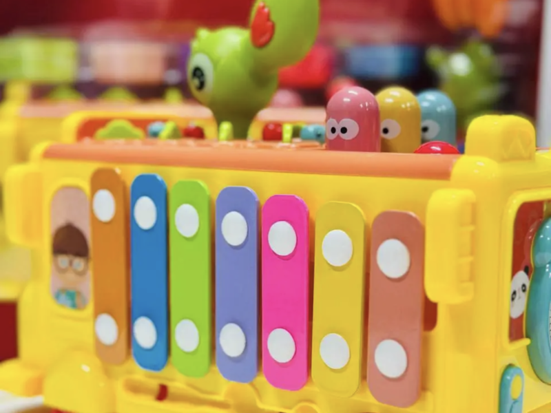 Розвивальна гра сортер для малюків Автобус іграшковий Розвивальні іграшки для найменших