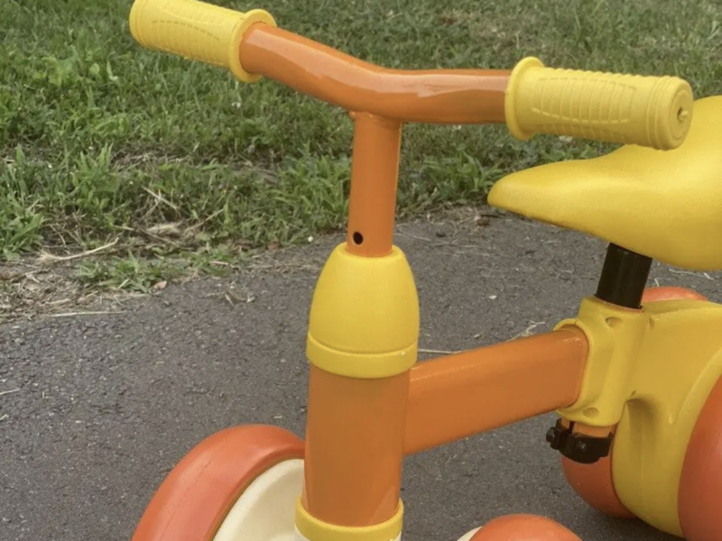 Велобіг каталка дитячий чотириколісний Little Yellow Duck. Велобіг для малечі. Біговіл для найменших.