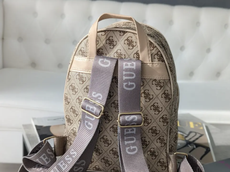 Жіночий рюкзак Guess Гес LUX Код: 03394