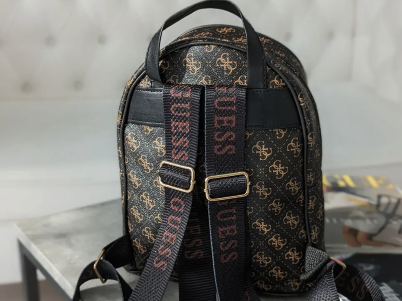 Жіночий коричневий рюкзак guess гесс люкс якість