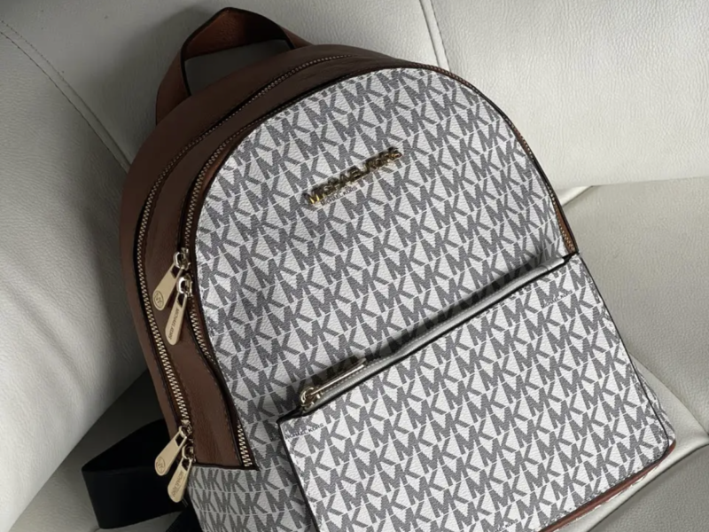 Жіночий рюкзак Michael Kors Kenly Medium Adina біло-коричневий Майкл Корс Код: 20492-6