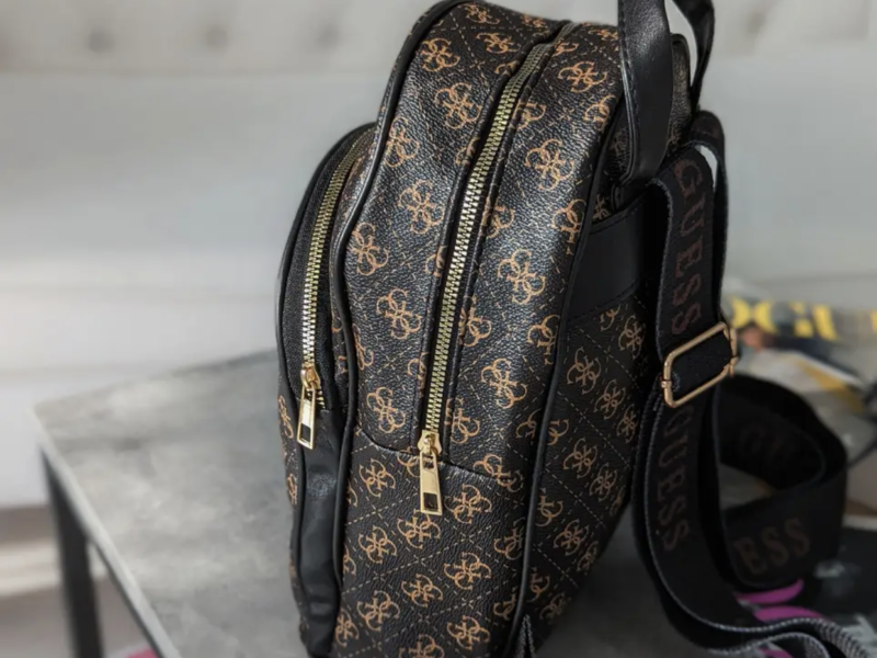 Жіночий коричневий рюкзак guess гесс люкс якість