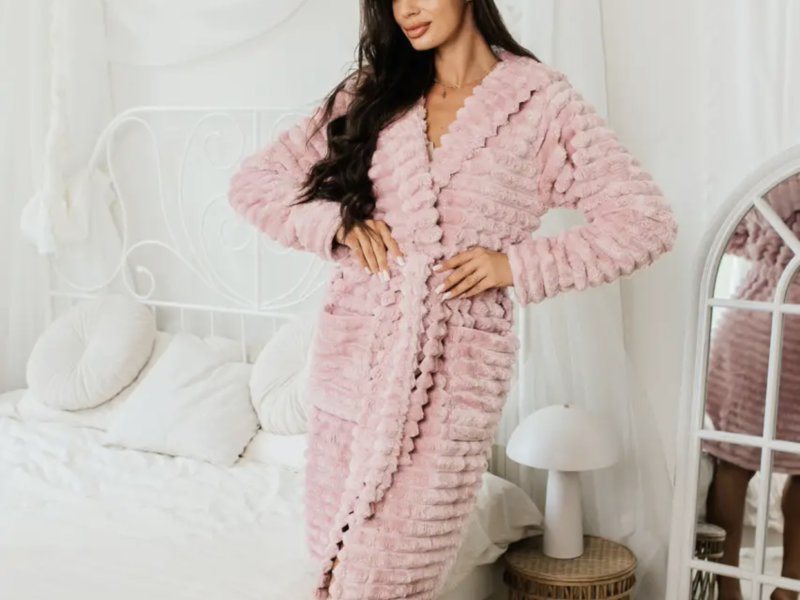 Короткий теплий жіночій халат шарпей 42/44,46 р, доставка по Украине Урпочта,НП,Жастин Код: 333