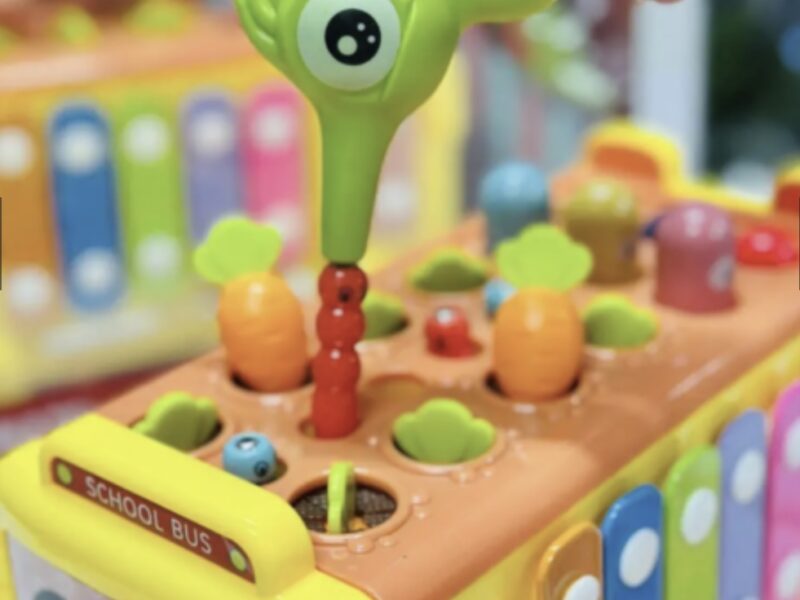 Розвивальна гра сортер для малюків Автобус іграшковий Розвивальні іграшки для найменших