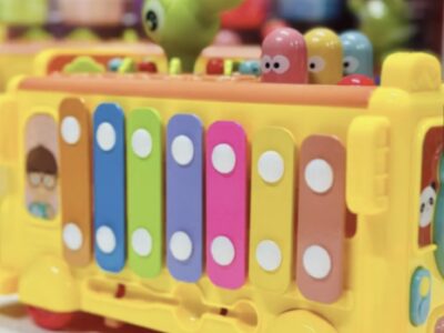 Розвивальна гра сортер для малюків Автобус іграшковий Розвивальні іграшки для найменших