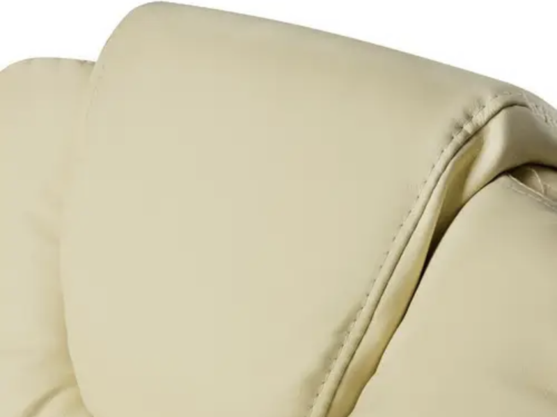 Кресло офисное с подставкой для ног Bonro B-058 бежевое