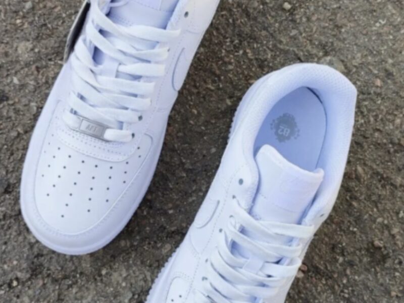 Кроссовки Найк белые женские на утолщенной подошве NIKE Air Force БЕЛЫЕ лицензия натуральная кожа