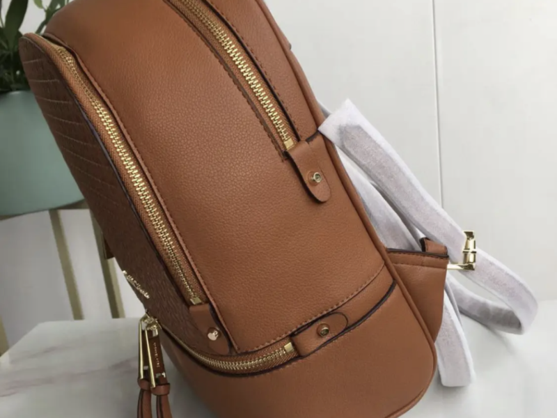 Жіночий рюкзак Michael Kors Rhea Zip G Brown Lux