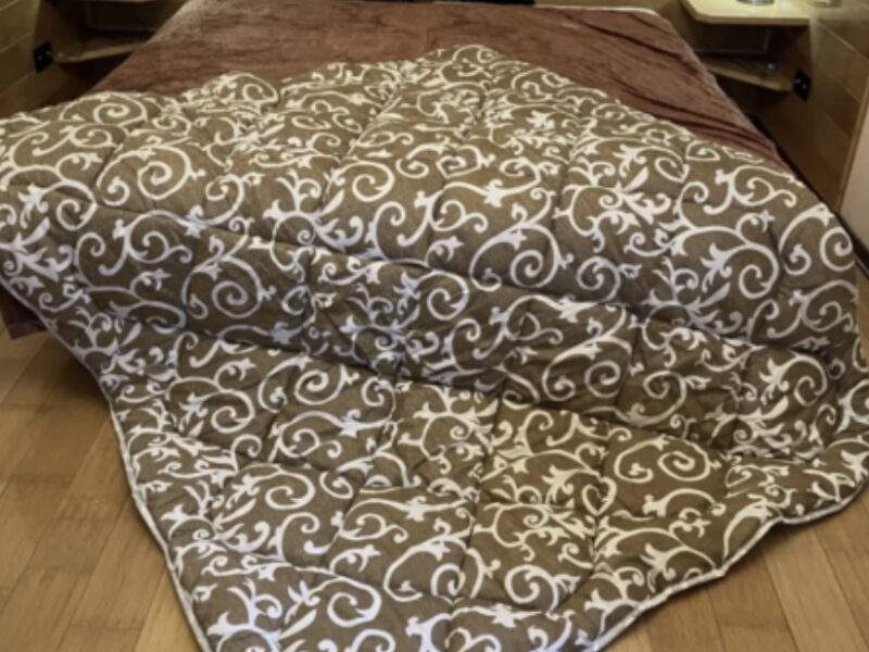 Тепла зимова ковдра на овчині півтораспальна 145*210