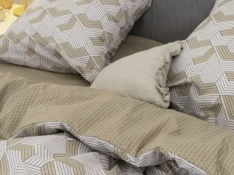 Комплект постільної білизни бренду Viluta розмір Сімейний Ранфорс 24270