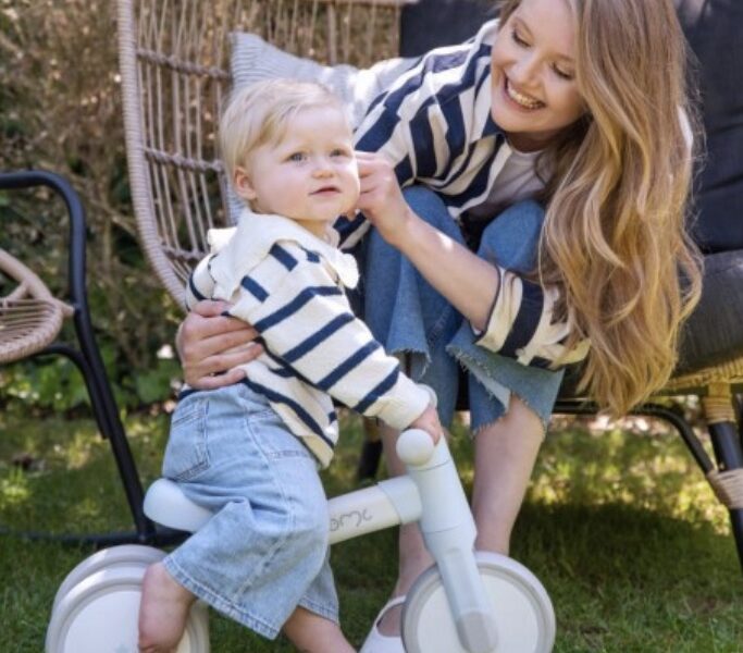 Дитячий біговел каталка MoMi TEDI Grey