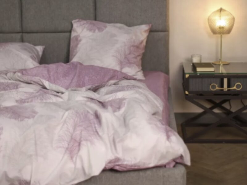 Комплект постільної білизни тм Viluta Ранфорс № 21158 Бузковий рожевий квіти Півтораспальний