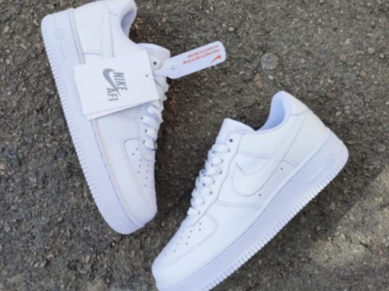 Кроссовки Найк белые женские на утолщенной подошве NIKE Air Force БЕЛЫЕ лицензия натуральная кожа