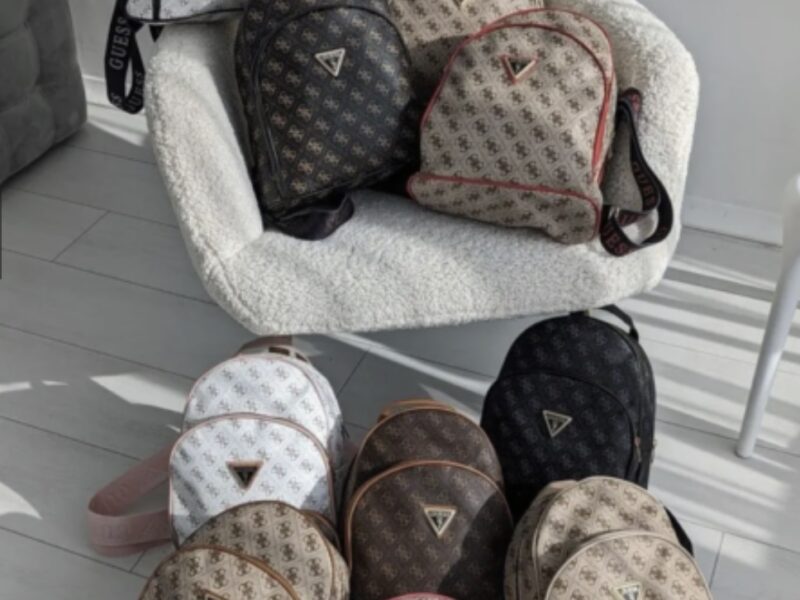 Жіночий коричневий рюкзак guess гесс люкс якість