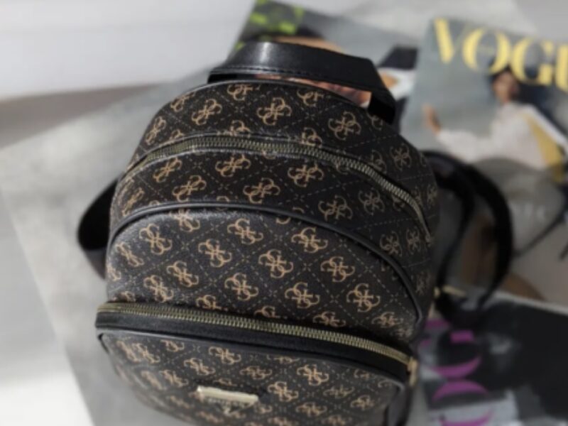 Жіночий коричневий рюкзак guess гесс люкс якість