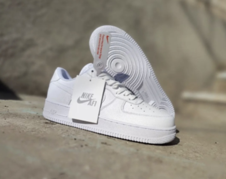 Кроссовки NIKE Air Force БЕЛЫЕ на высокой подошве женские лицензия натуральная кожа