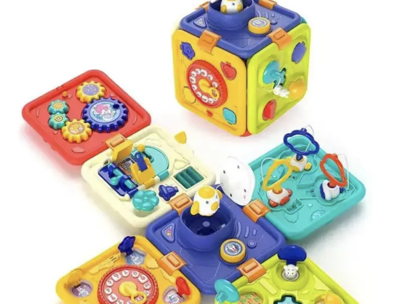 Дитяча розвиваюча іграшка бізікуб для дітей Складний куб бізіборд з підсвіткою та звуками для малюків від 12 місяців