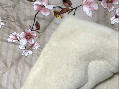 Ковдра-плед двостороння хутряна, бязь, натуральна, з овечої вовни.Євро розмір 200 * 220 см Код: 8333