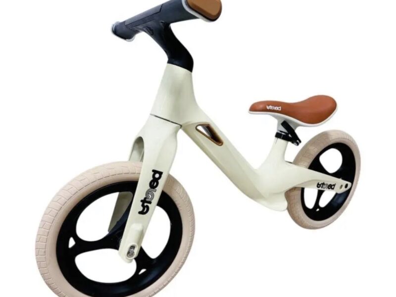 Беговел "Marco" від 2 років Maraton з надувними колесами 12 , без педалей, регульоване сидіння Бежевий